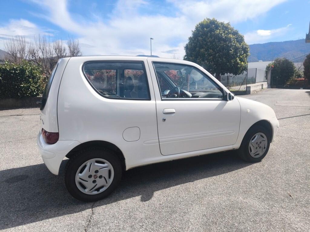 FIAT 600 1,1 BENZ- KM 32000-OK NEOPATENTATI