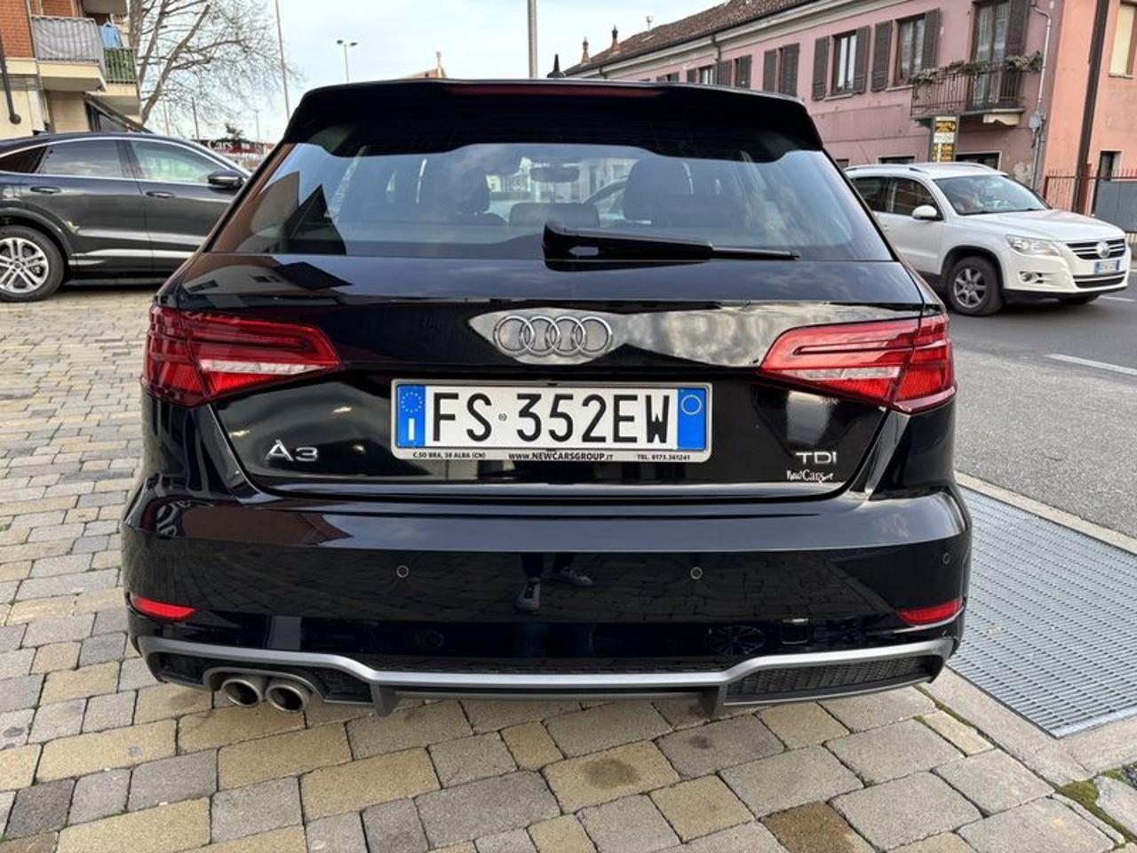 Audi A3 SPB 2.0 TDI S Line S tronic FULL LED-NAVI-18"