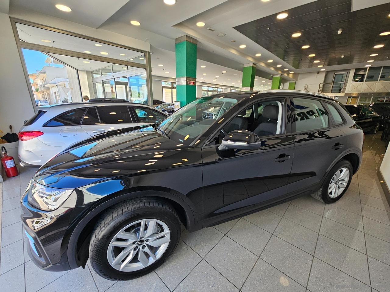 AUDI Q5 40 TDI 204CV quattro S tr. Business