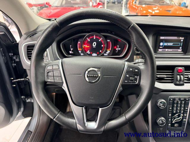 VOLVO V40 D2 Business