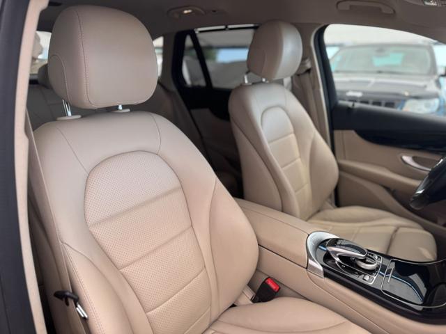 MERCEDES-BENZ GLC 220 d 4Matic Sport (Pelle/LED/Auto/Navi)