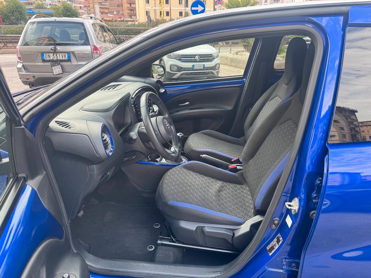 Toyota Aygo X 1.0 VVT-i 72 CV 5 porte Trend