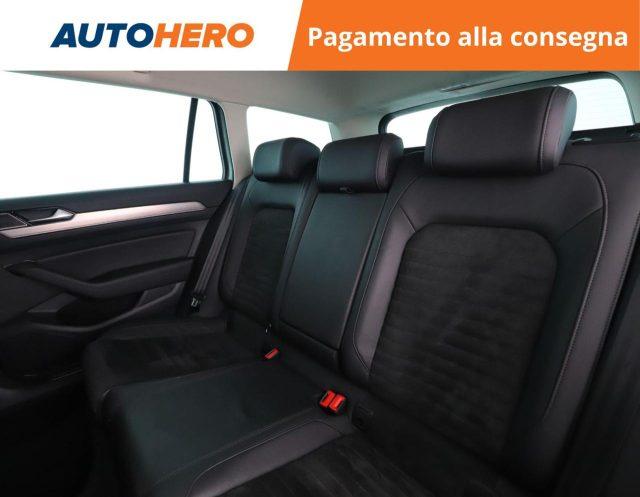 VOLKSWAGEN Passat Variant 2.0 TDI DSG Executive BlueMotion Tech.