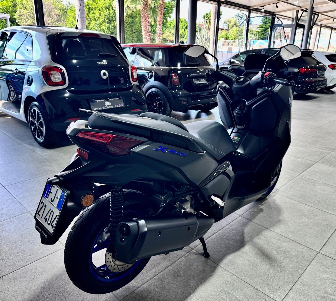 Yamaha X-Max 300 Icon Black