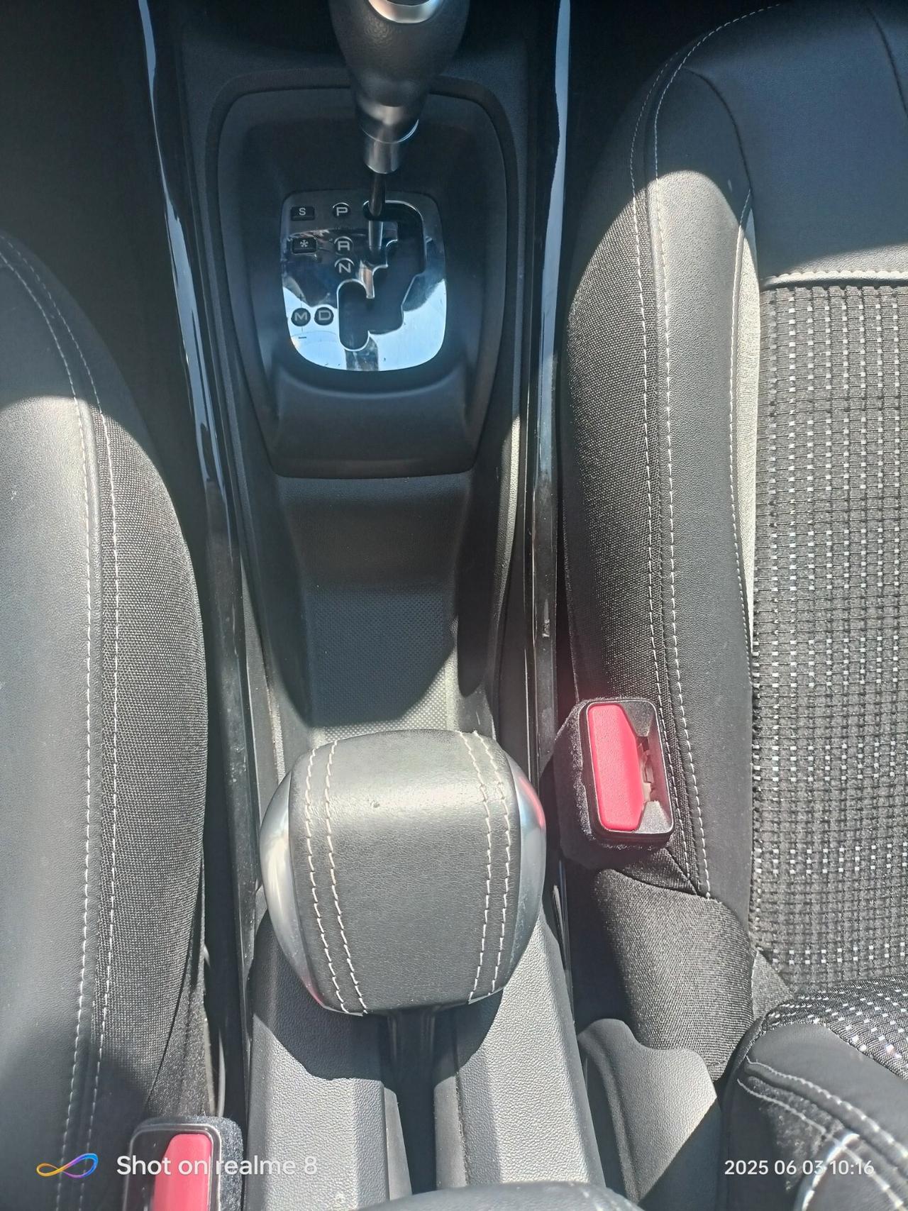 Peugeot 2008 BlueHDi 120 EAT6 S&S Allure