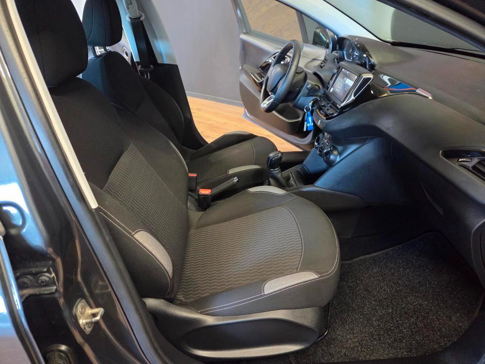 Peugeot 208 5 Porte 208 5p 1.2 puretech Active 82cv
