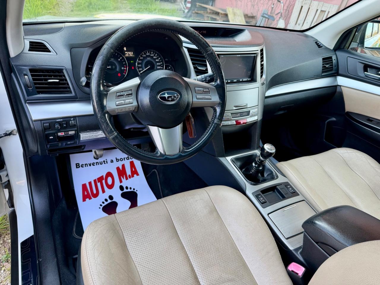 Subaru OUTBACK 2.0D 4*4 GARANZIA 12 mesi ! ! !