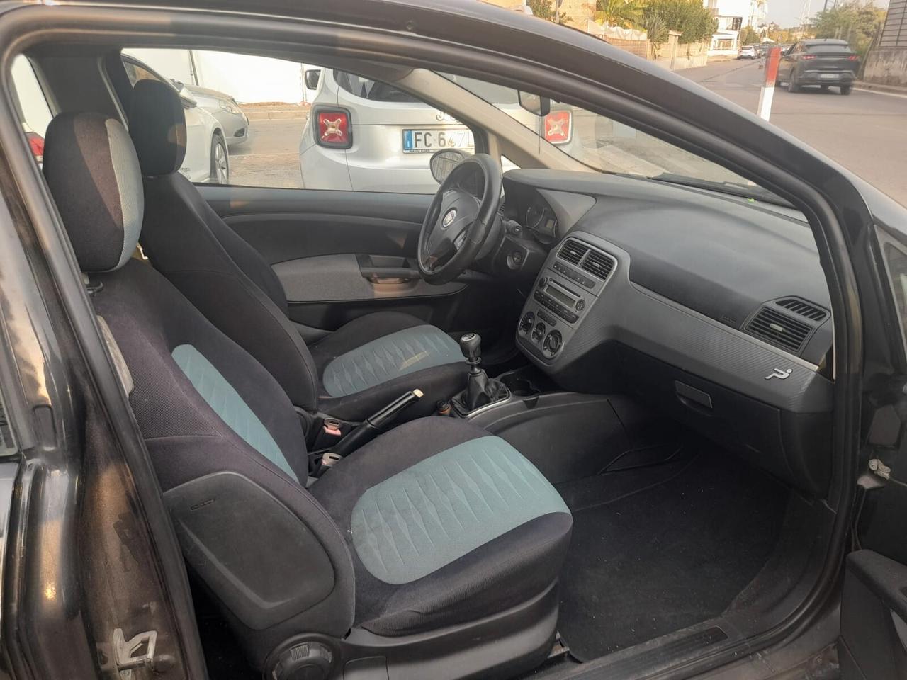 Fiat Grande Punto 1.4cc metano (PRIVATO)-2009