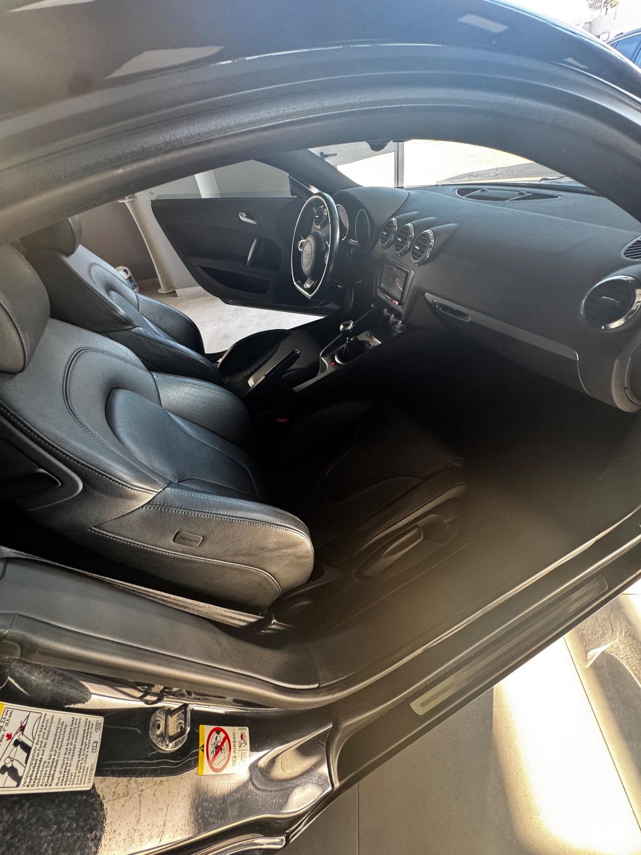 AUDI TT 1.8 TFSI COUPE’