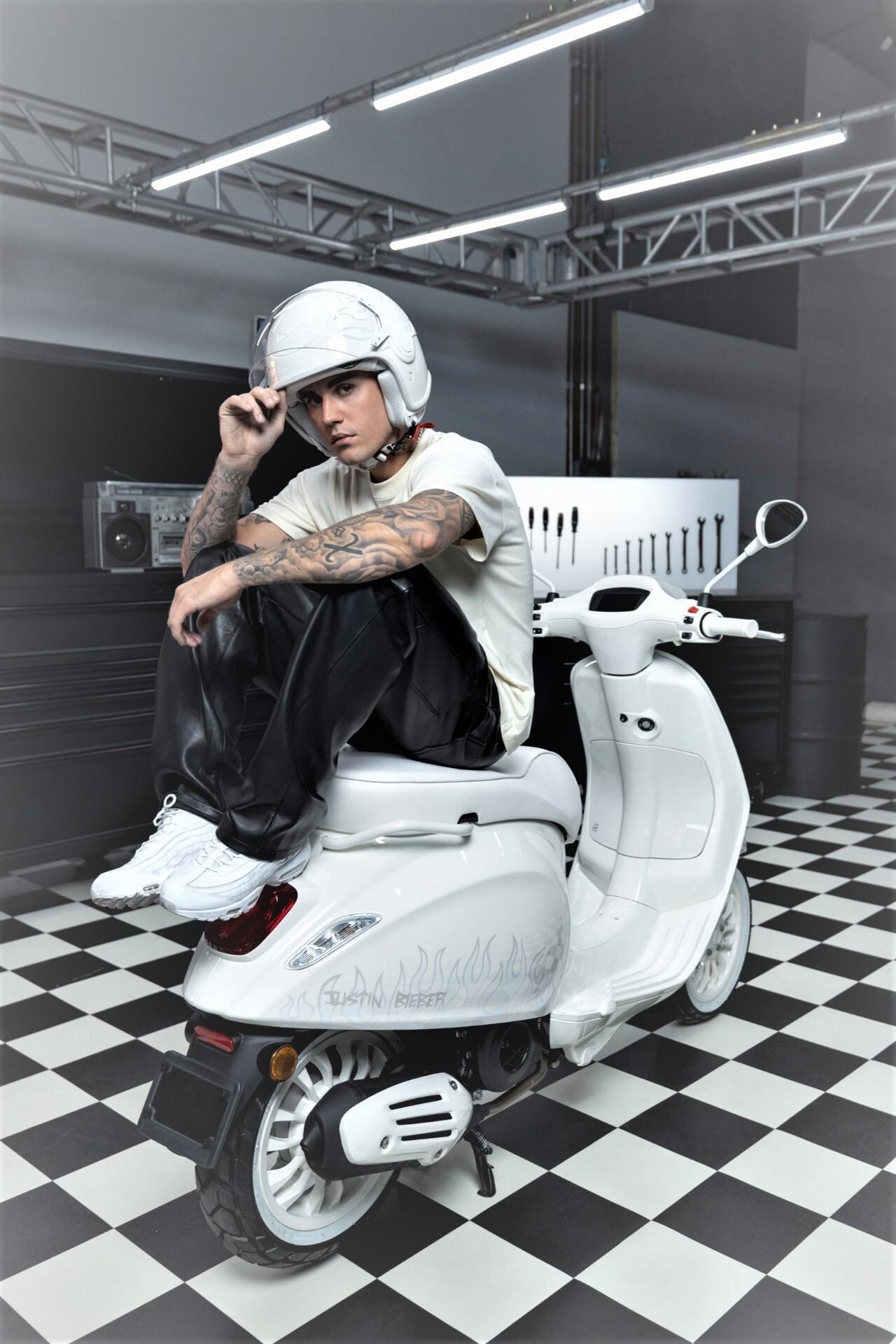 Piaggio Vespa 50 Sprint edizione limitata Justin Bieber