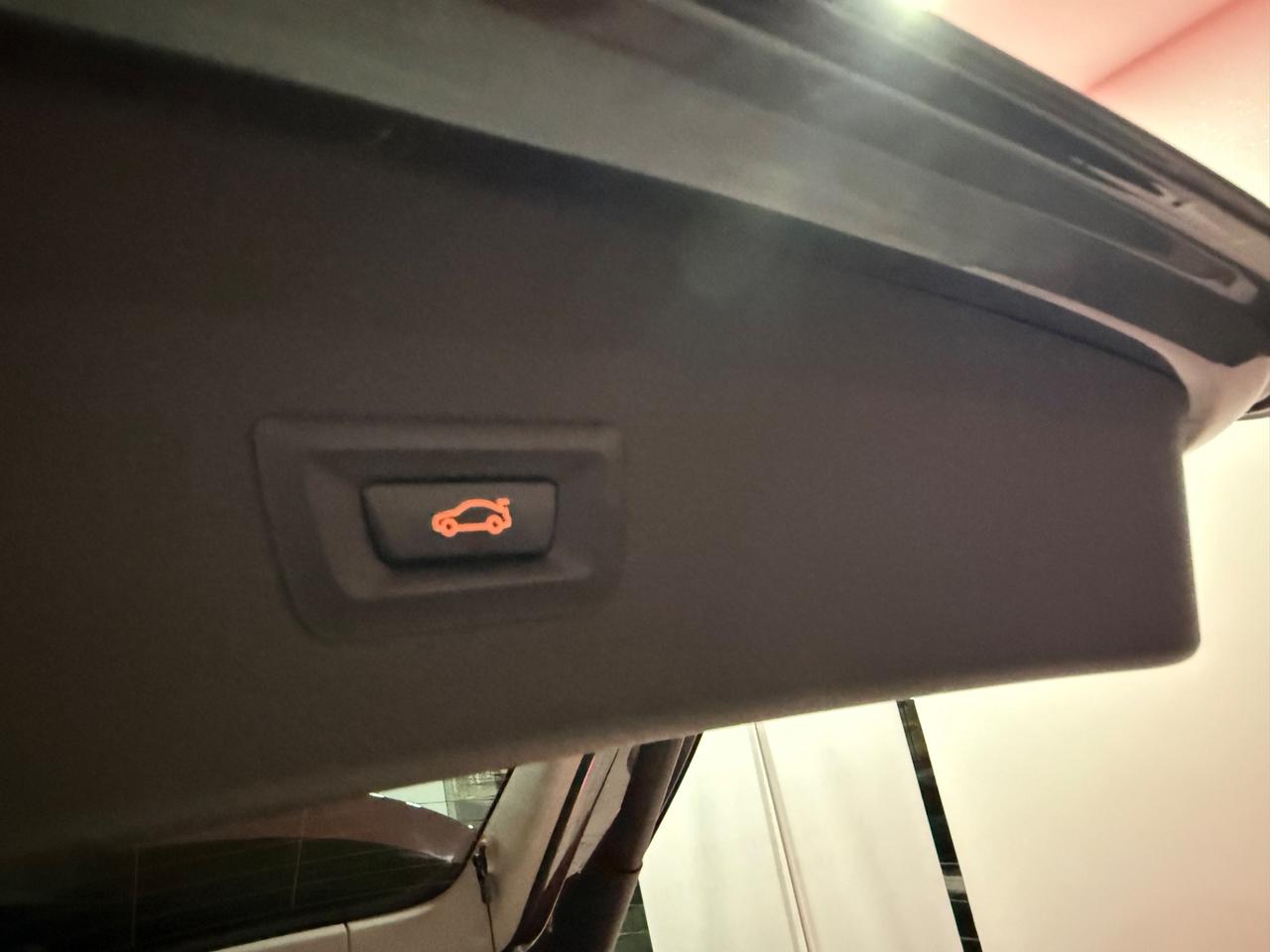 Bmw X1 2.0D150cv SHADOW LINE TOTAL BLACK LED2022