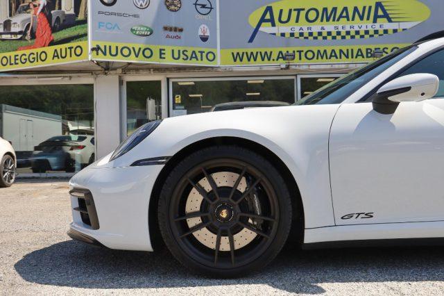 PORSCHE 911 992 Carrera 4 GTS