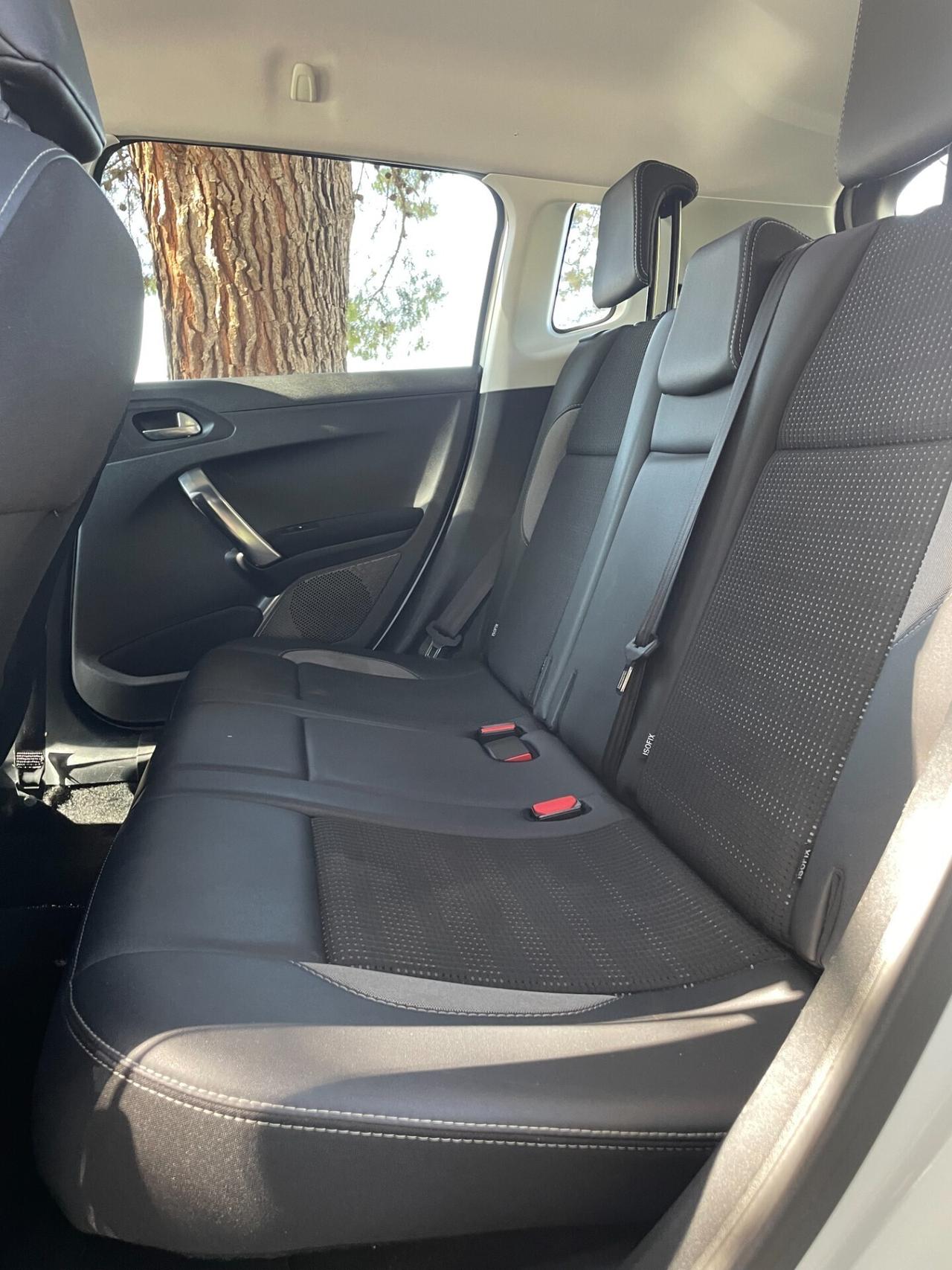Peugeot 2008 BlueHDi 100 Allure