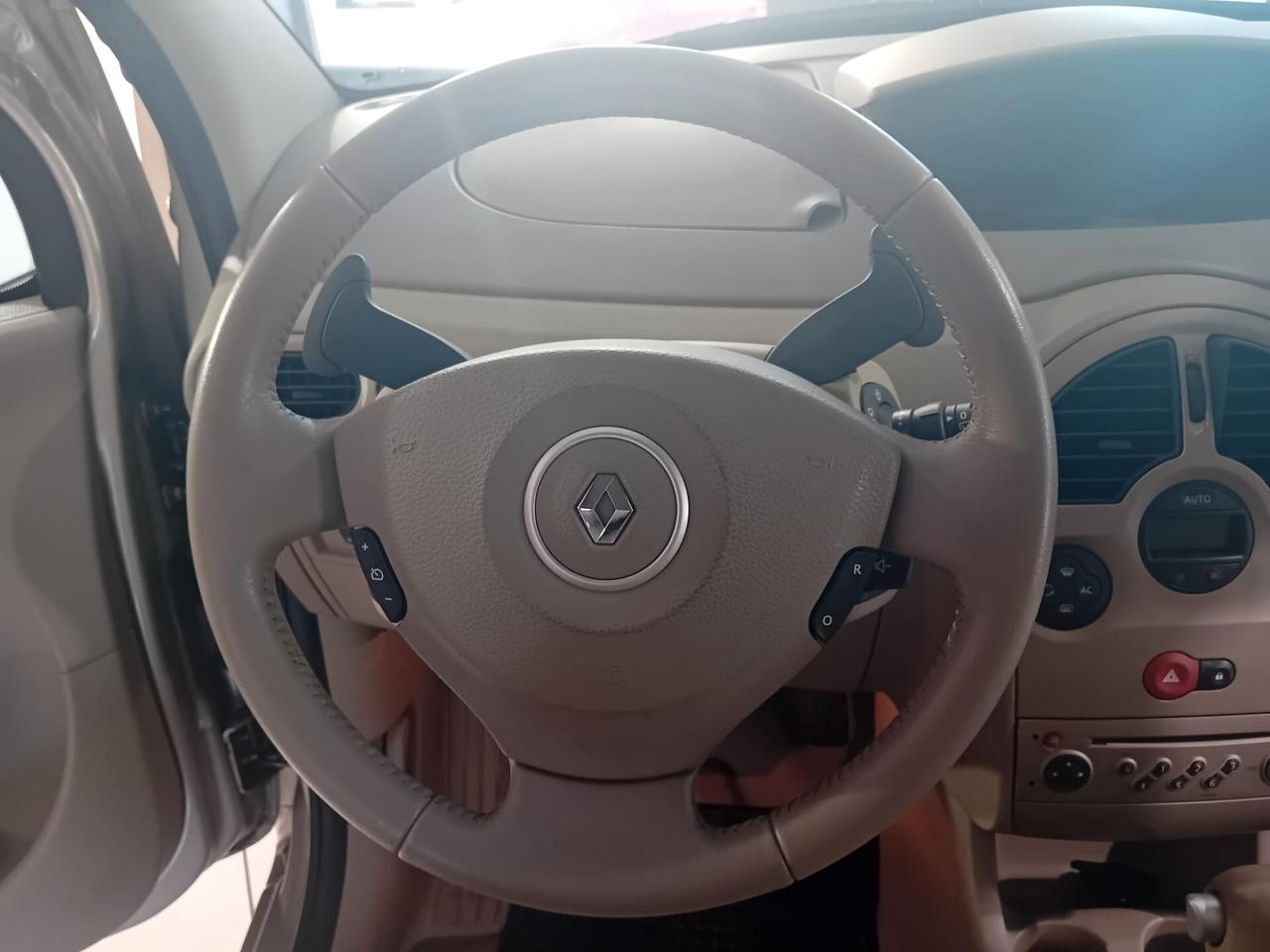Renault Modus 1.6 16V Initiale