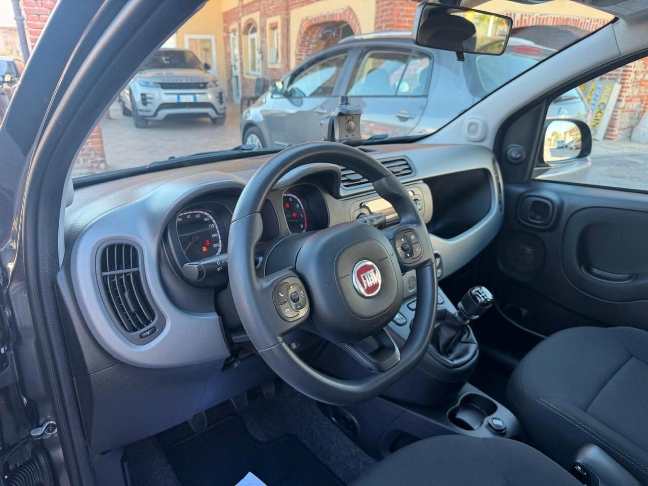 Fiat Panda 1.2 City Cross Waze