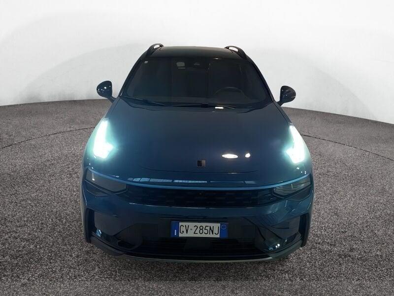Lynk & Co 01 01 PHEV