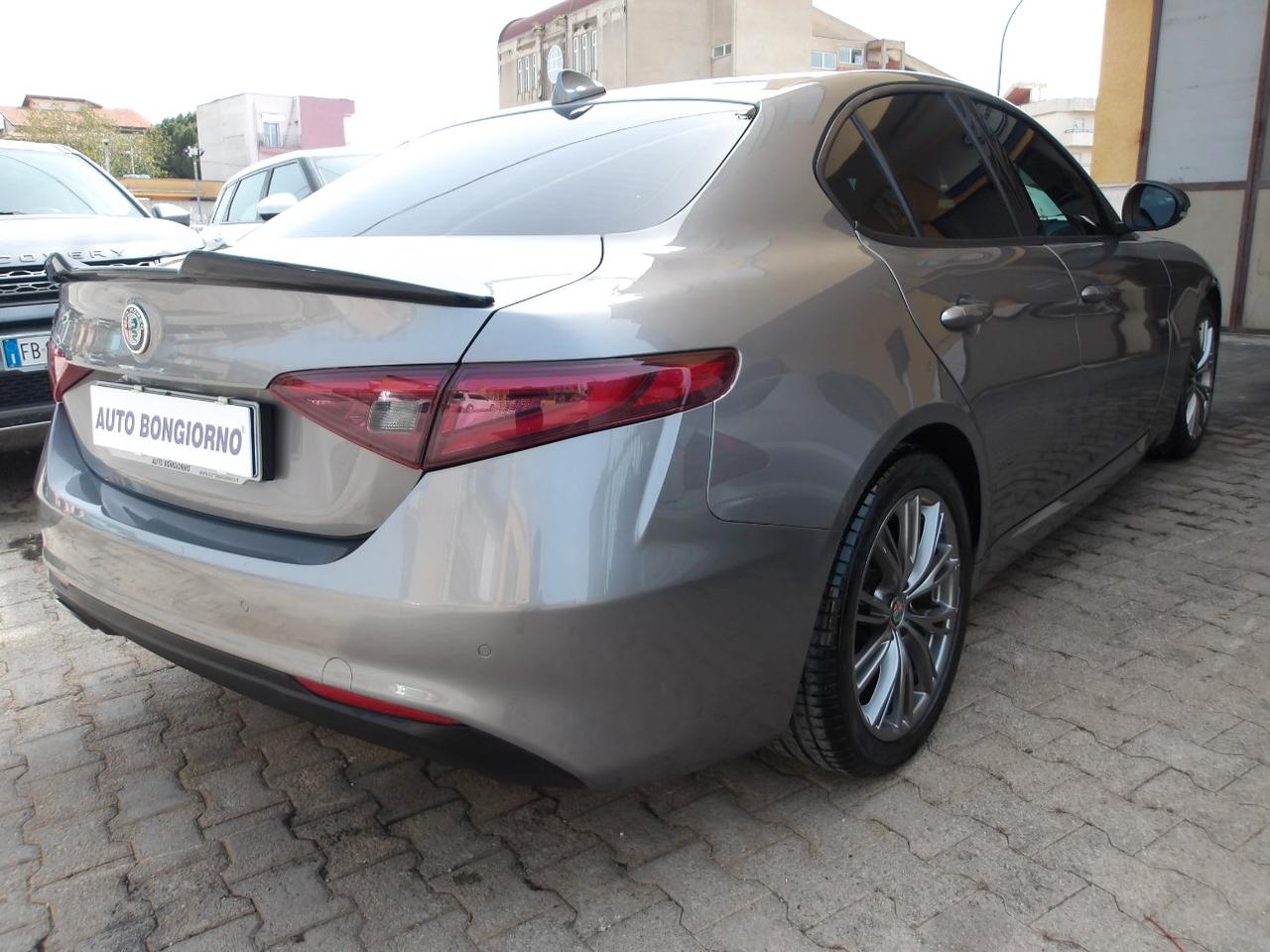 Alfa Romeo Giulia 2.2 t Super 150cv