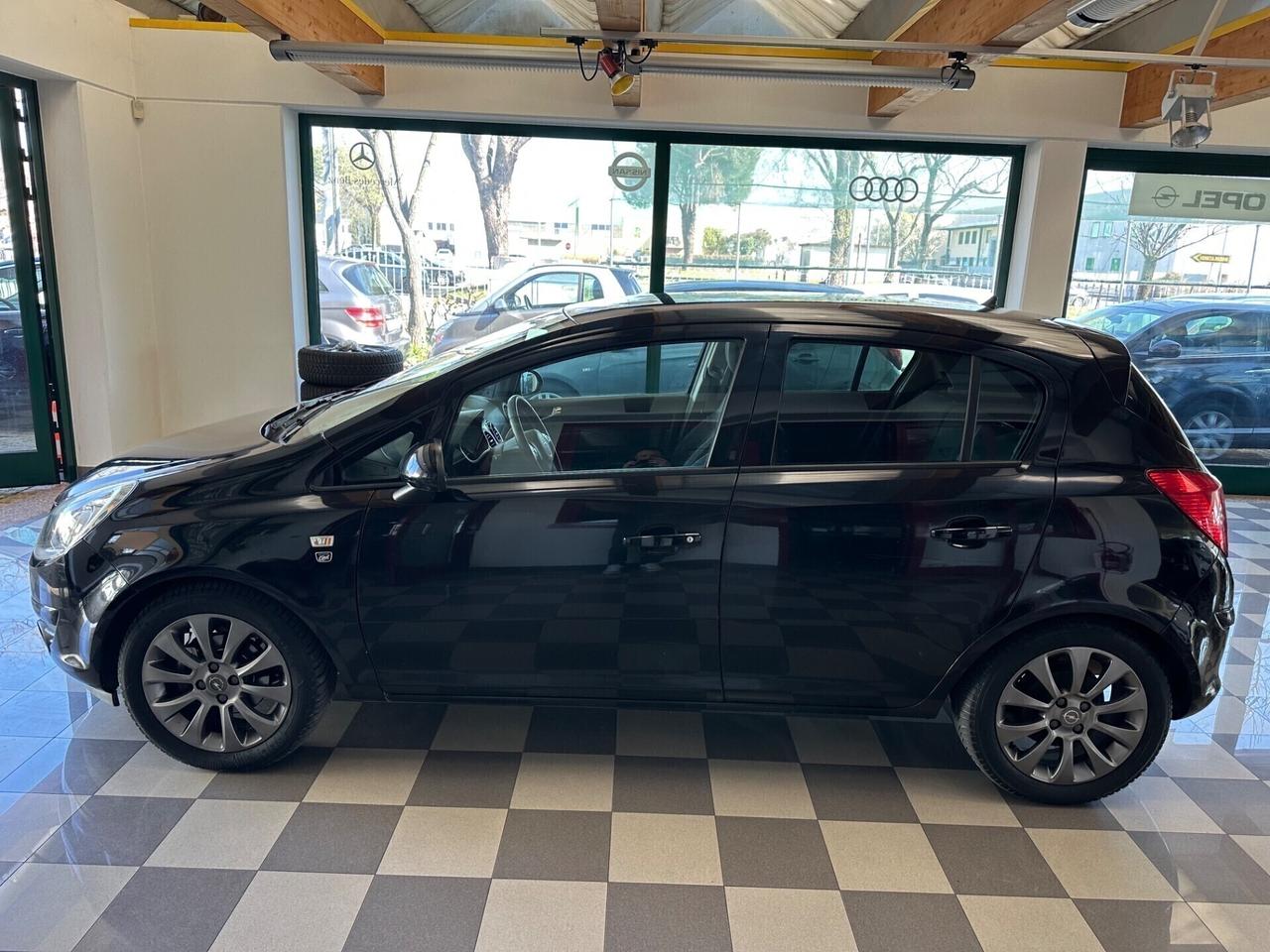 Opel Corsa 1.2 85Cv GPL Neopatentati