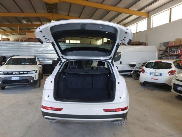 AUDI Q5 35 TDI quattro S tronic Design