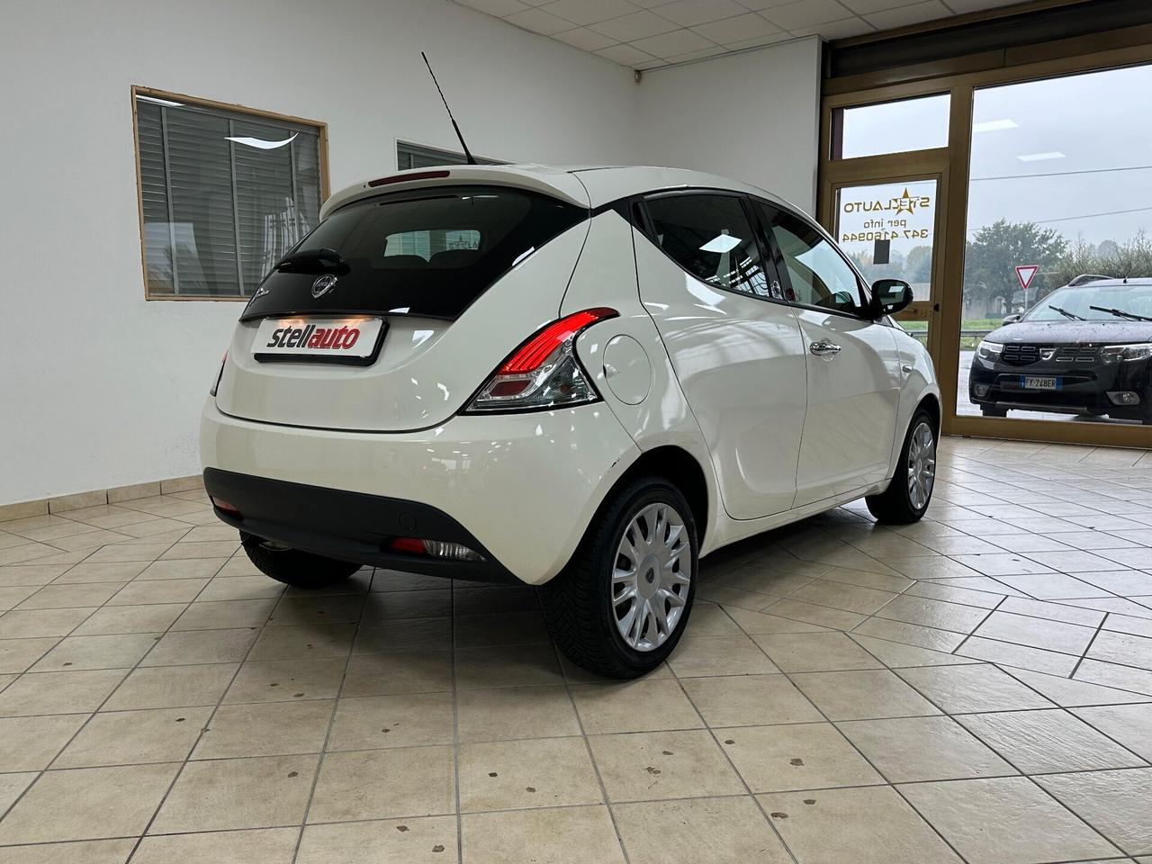 Lancia Ypsilon 1.2 69 CV 5 porte GPL Ecochic Gold