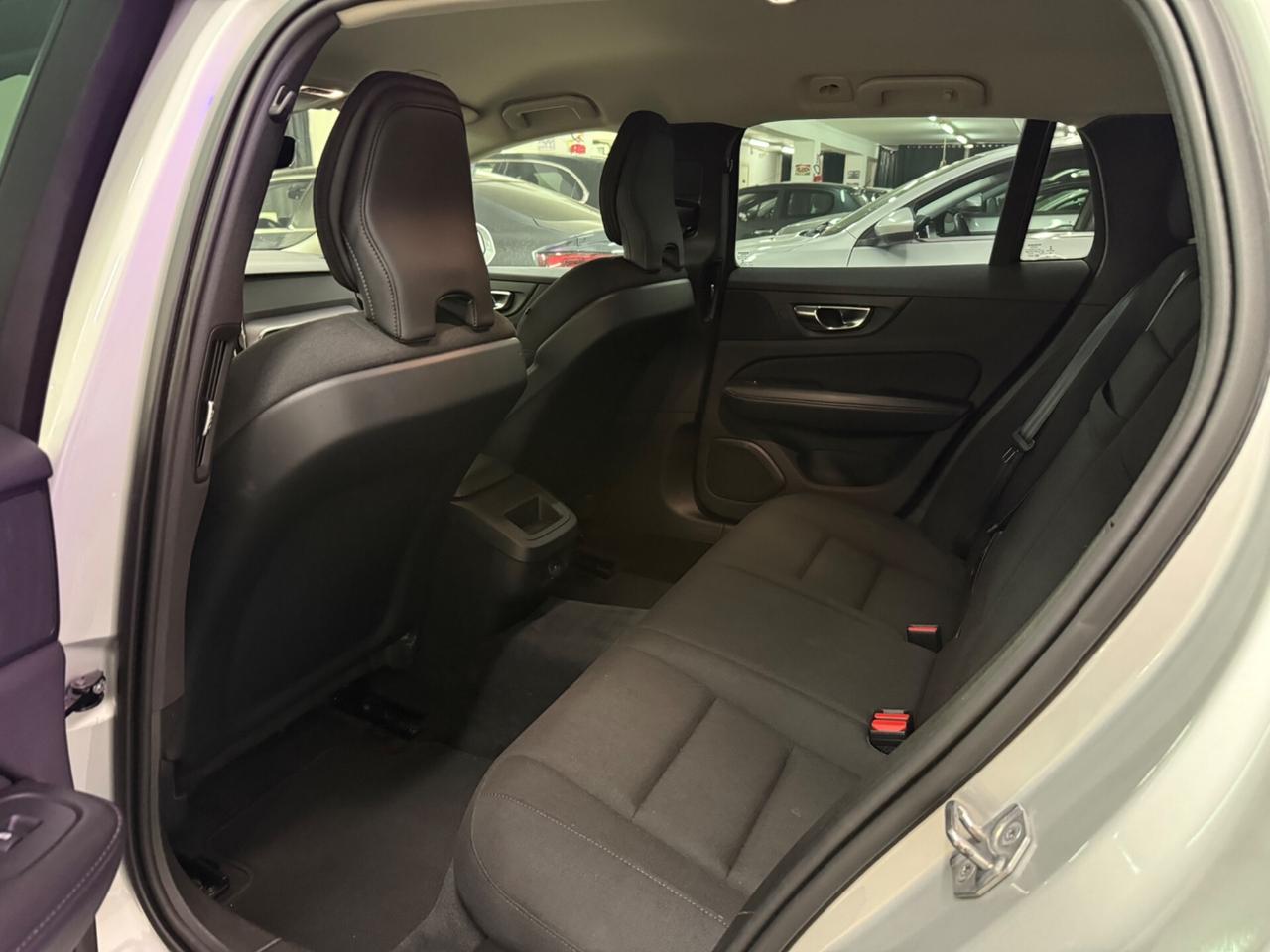 VOLVO V60 2021 B4 Geartronic