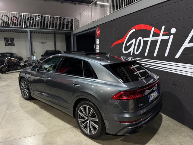 AUDI Q8 50 TDI 286 CV S LINE TETTO HYBRID