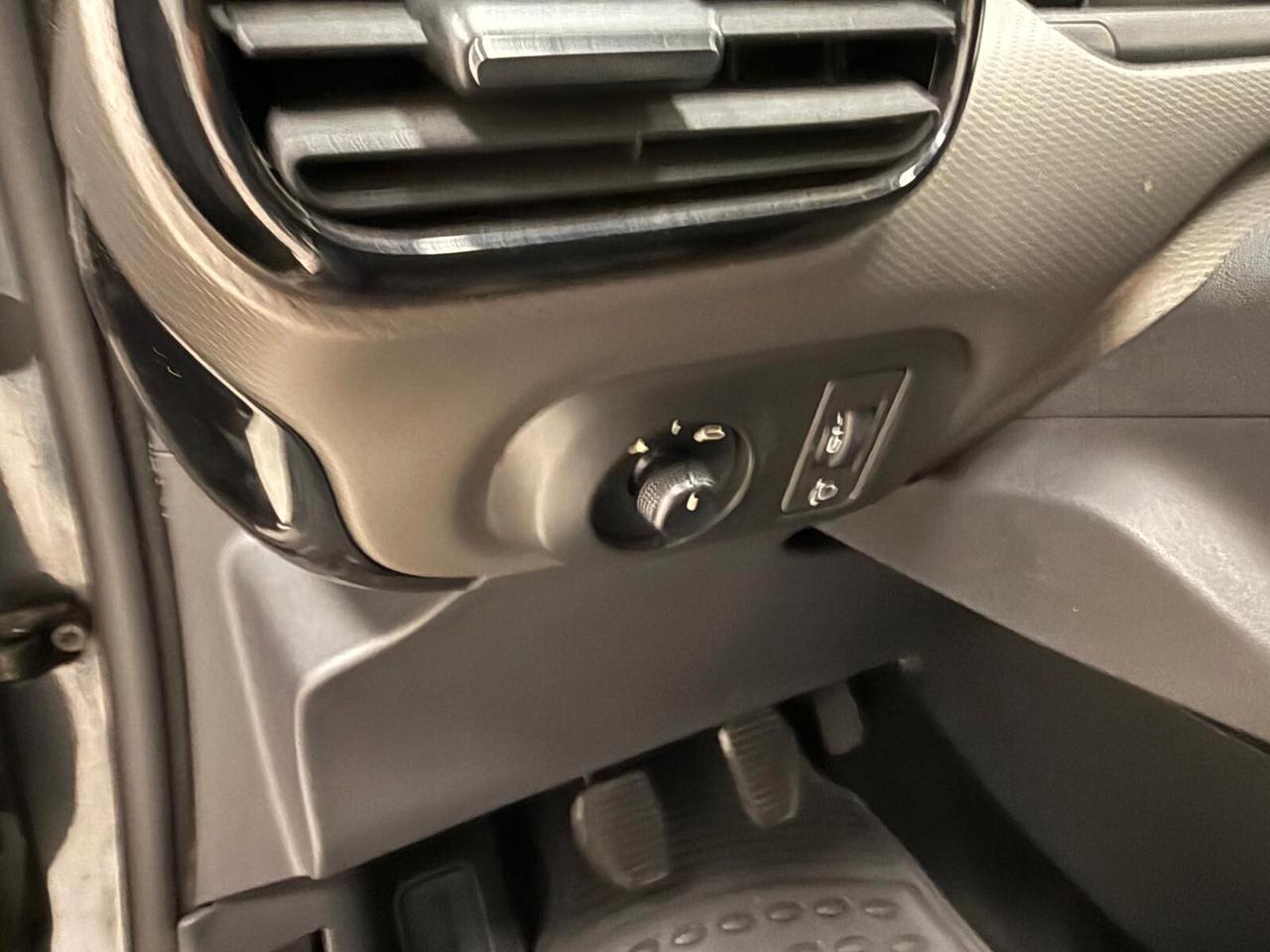 Citroen C4 Cactus Shine 82 cv