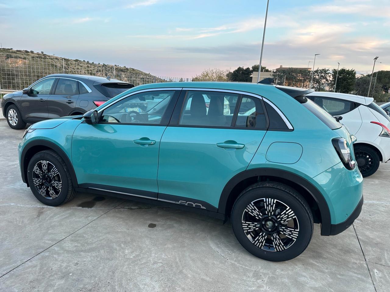 Fiat 600 Hybrid 110 CV DCT MHEV PACK Style Km 0