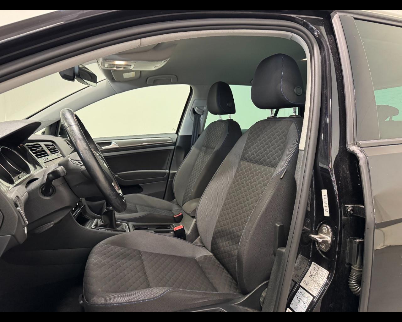 VOLKSWAGEN GOLF 1.6 TDI HIGHLINE