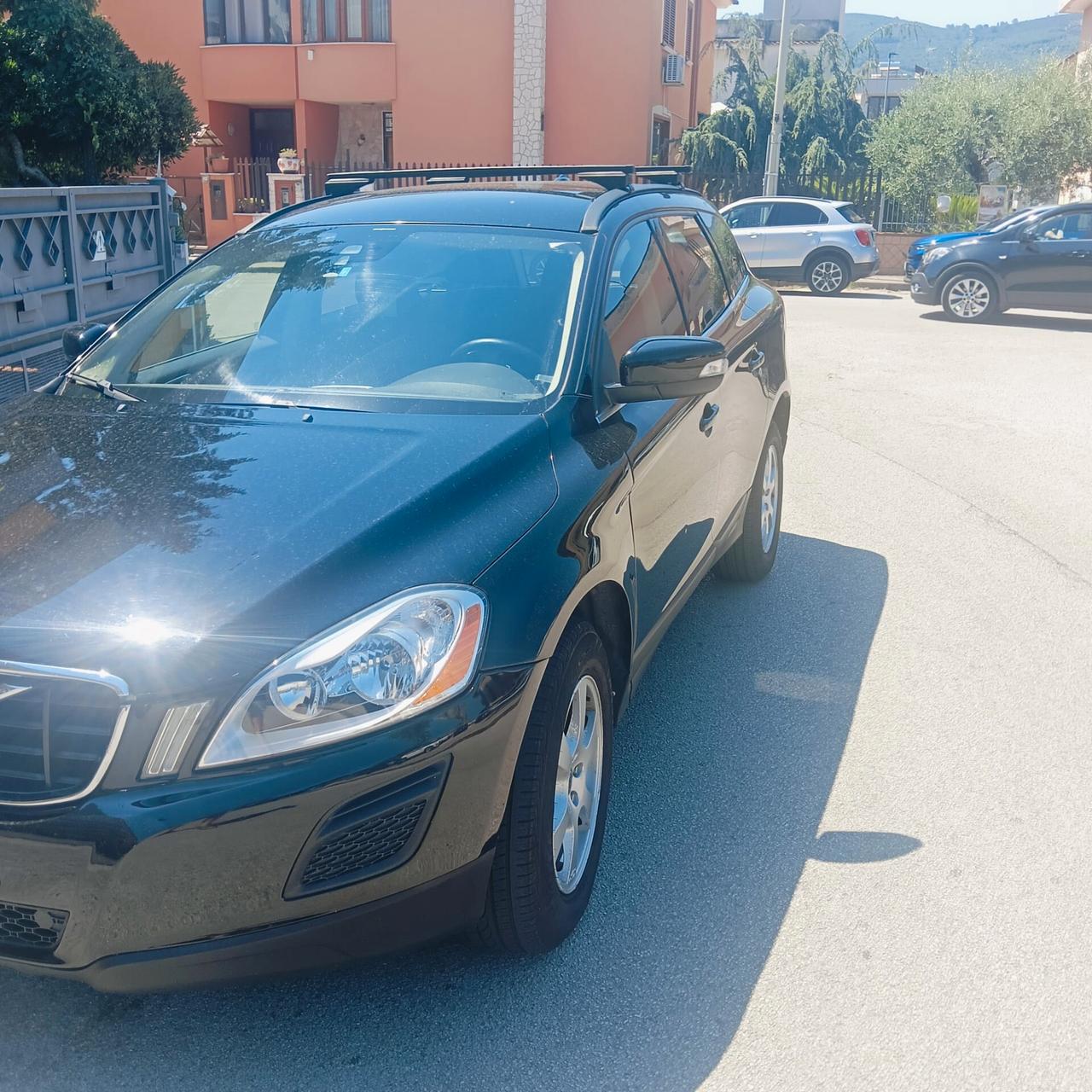 Volvo XC 60 XC60 D5 AWD Geartronic Kinetic