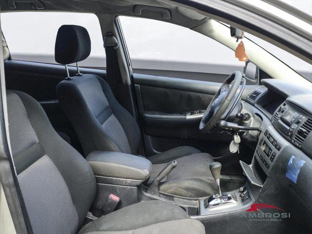 TOYOTA Corolla 1.D-4D M-MT 5 porte - PER OPERATORI DEL SETTORE