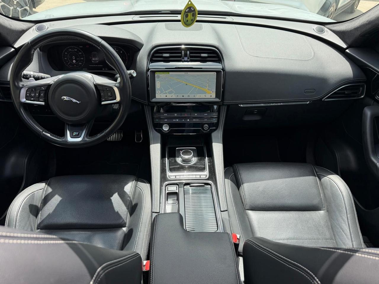 Jaguar F-Pace 2.0 D 180 CV AWD aut. R-Sport