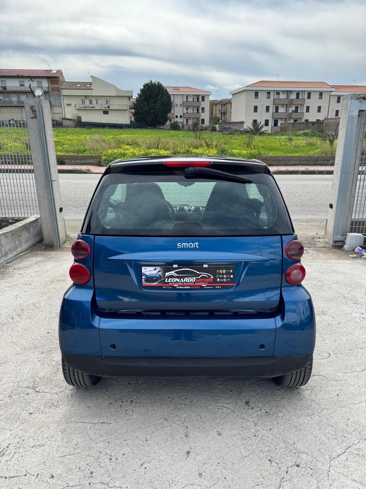 Smart ForTwo 1000 52 kW coupé pure