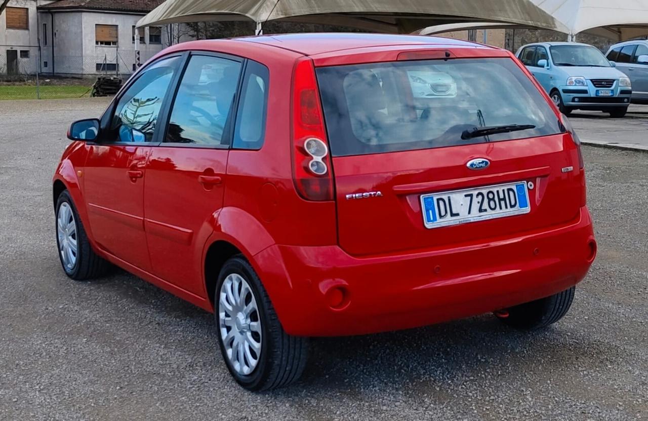 Ford Fiesta 1.4 TDCi 5p. Ghia