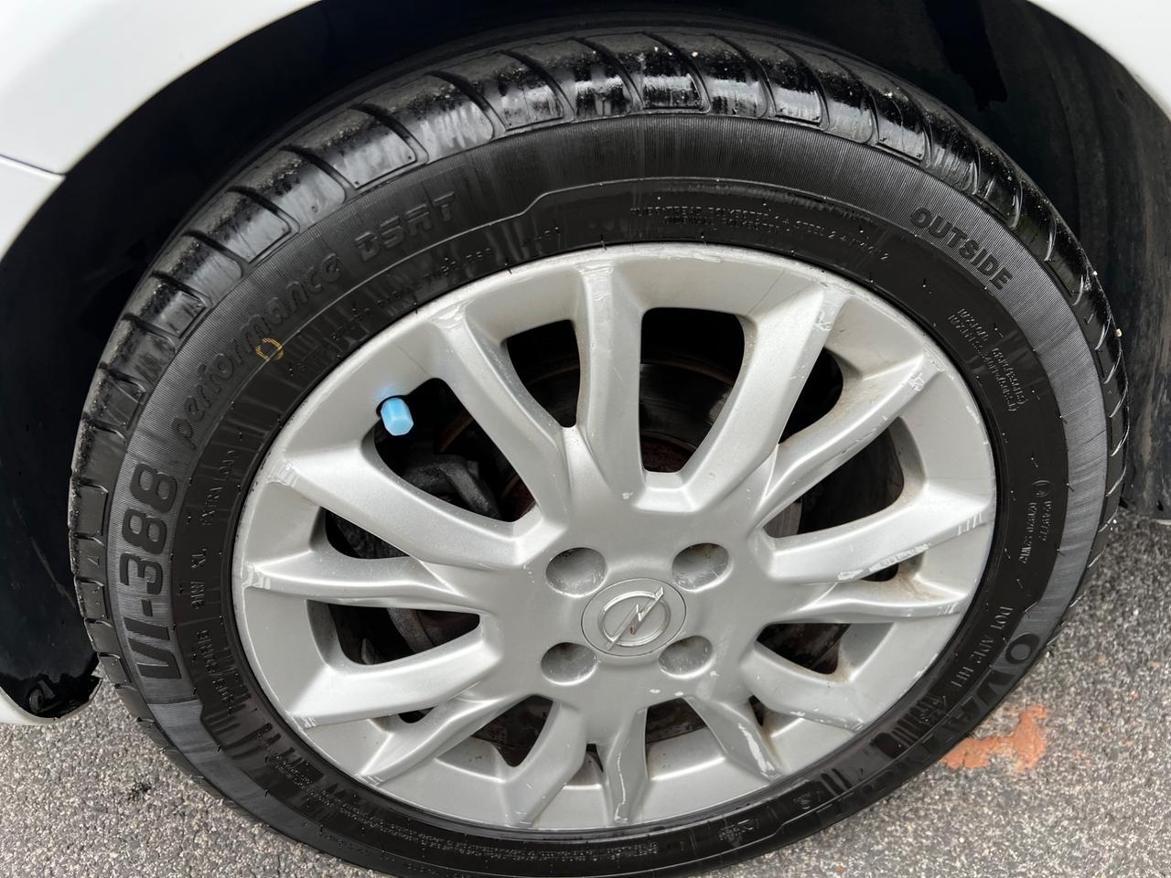 Opel Corsa 1.2 GPL-BENZINA