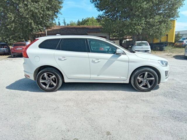 Volvo XC 60 XC60 D5 AWD Geartronic R-design Kinetic
