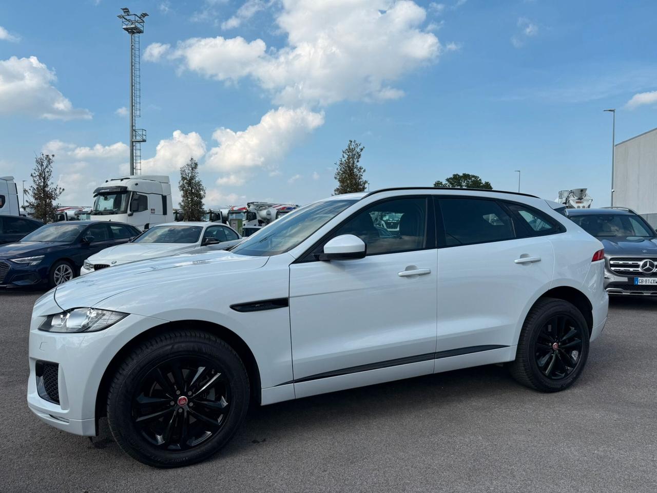 Jaguar F-Pace 2.0 D 180 CV AWD aut. Portfolio
