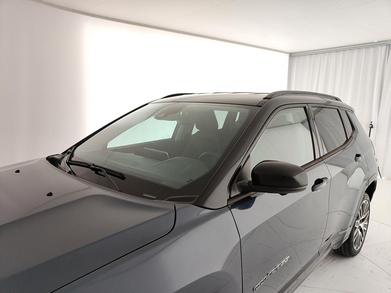 Jeep Compass HYBRID 1.5 TURBO MHEV Summit 130Cv