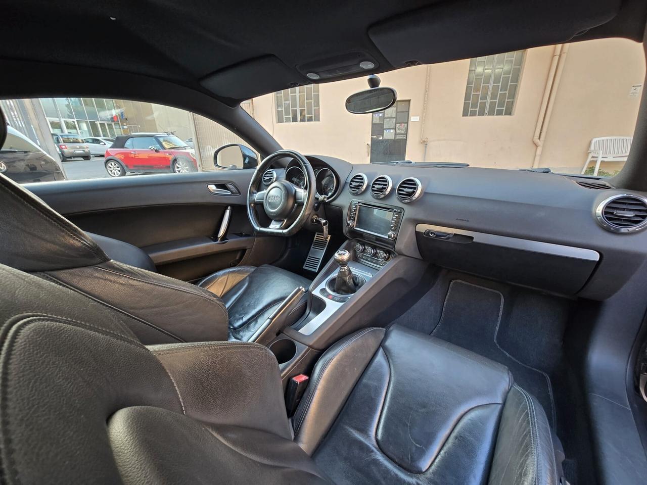 Audi TT Coupé 2.0 TFSI possibilita 12 mesi garanzia
