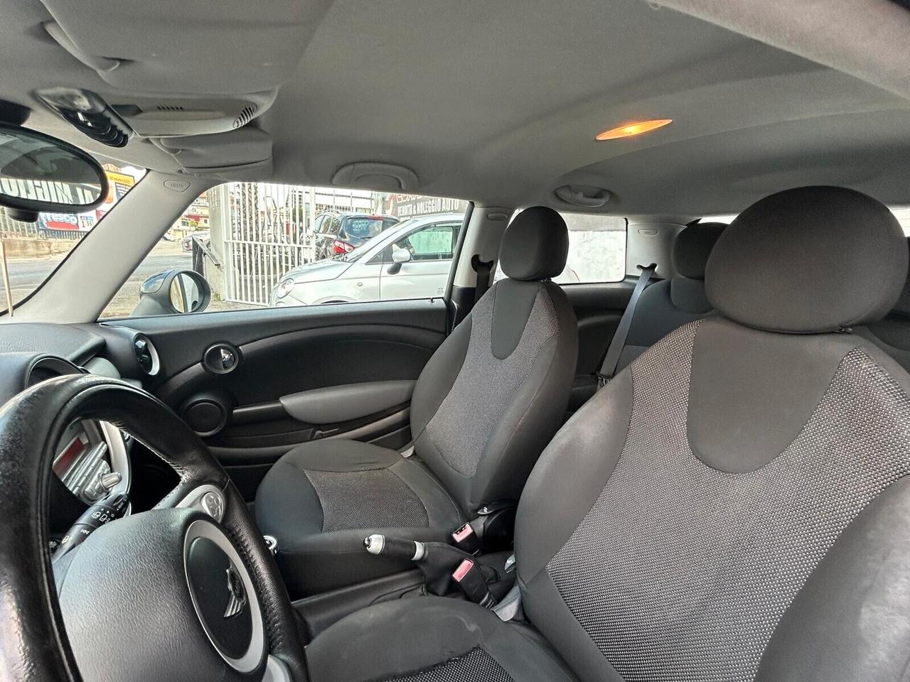 Mini 1.6 16V Cooper DIESEL CHILI