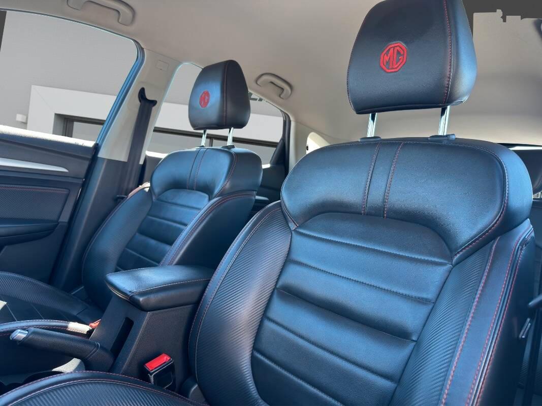 Mg ZS 1.5 Luxury CON TELECAMERA E CARPLAY