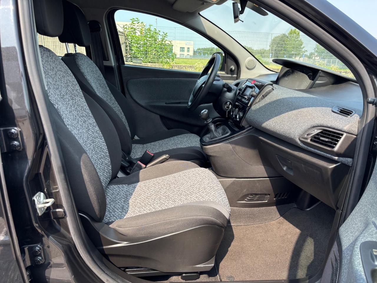 Lancia Ypsilon 1.2 69 CV UNICO PROPRIETARIO