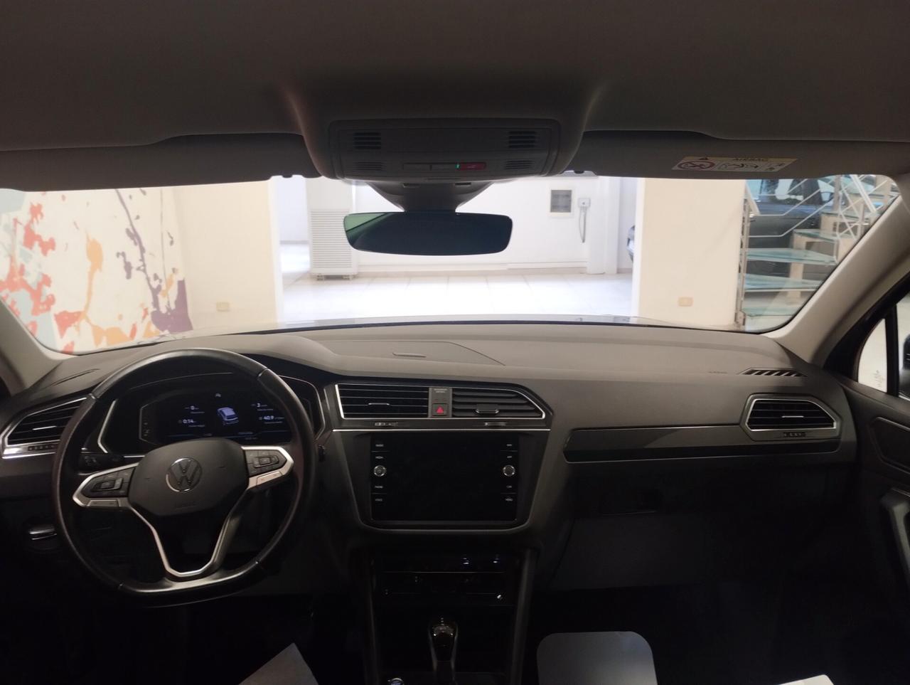 Volkswagen Tiguan 2.0 TDI 150 CV SCR DSG Elegance