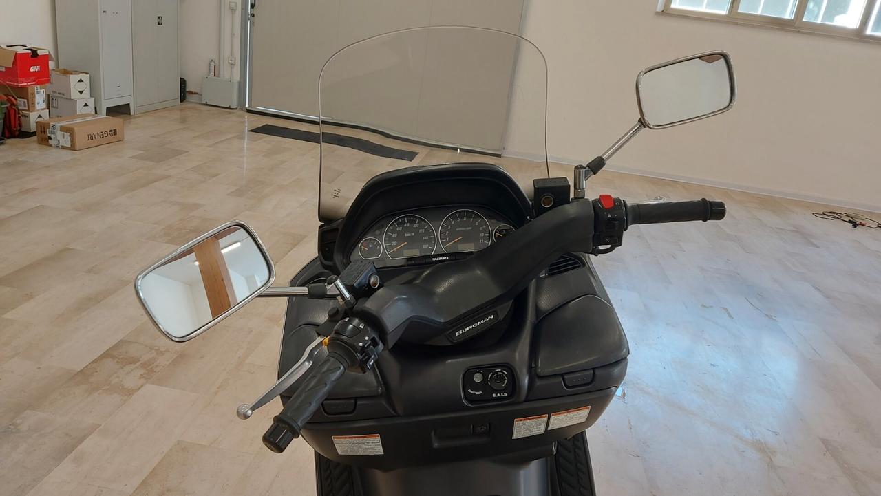 Suzuki Burgman 400