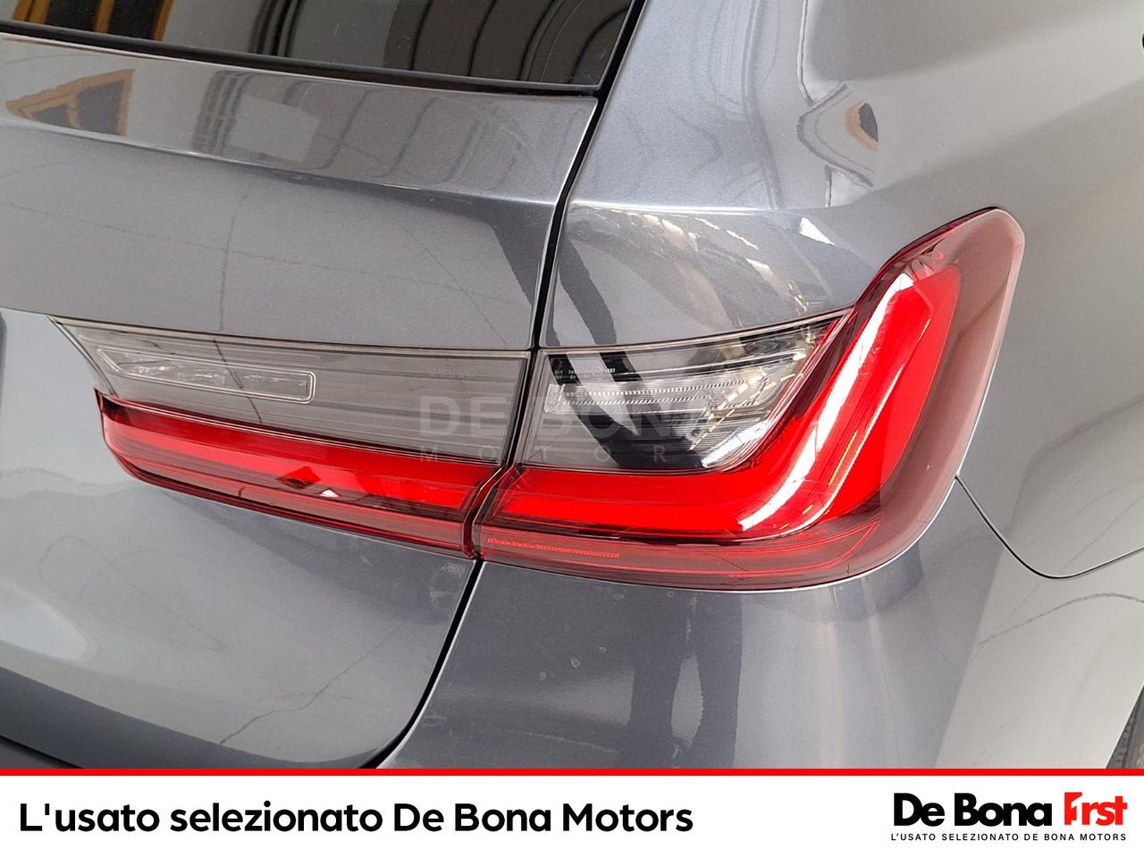 BMW Serie 3 320d touring mhev 48v xdrive auto