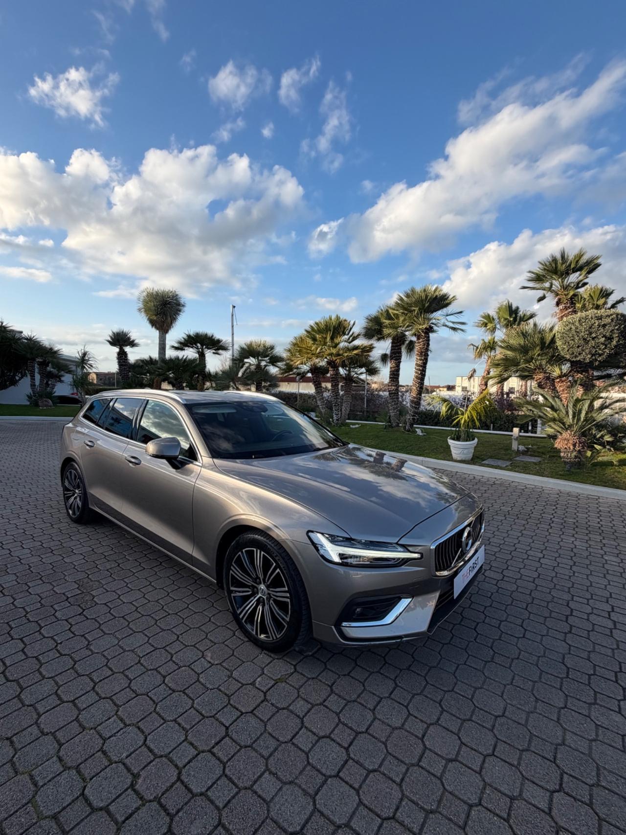 Volvo V60 D3 R-design