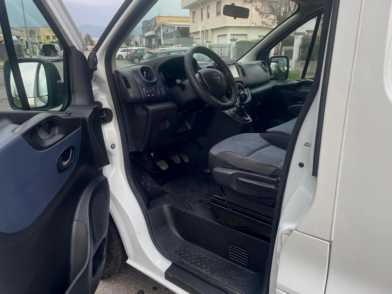 Opel Vivaro 1.6 Diesel 9 posti 2017