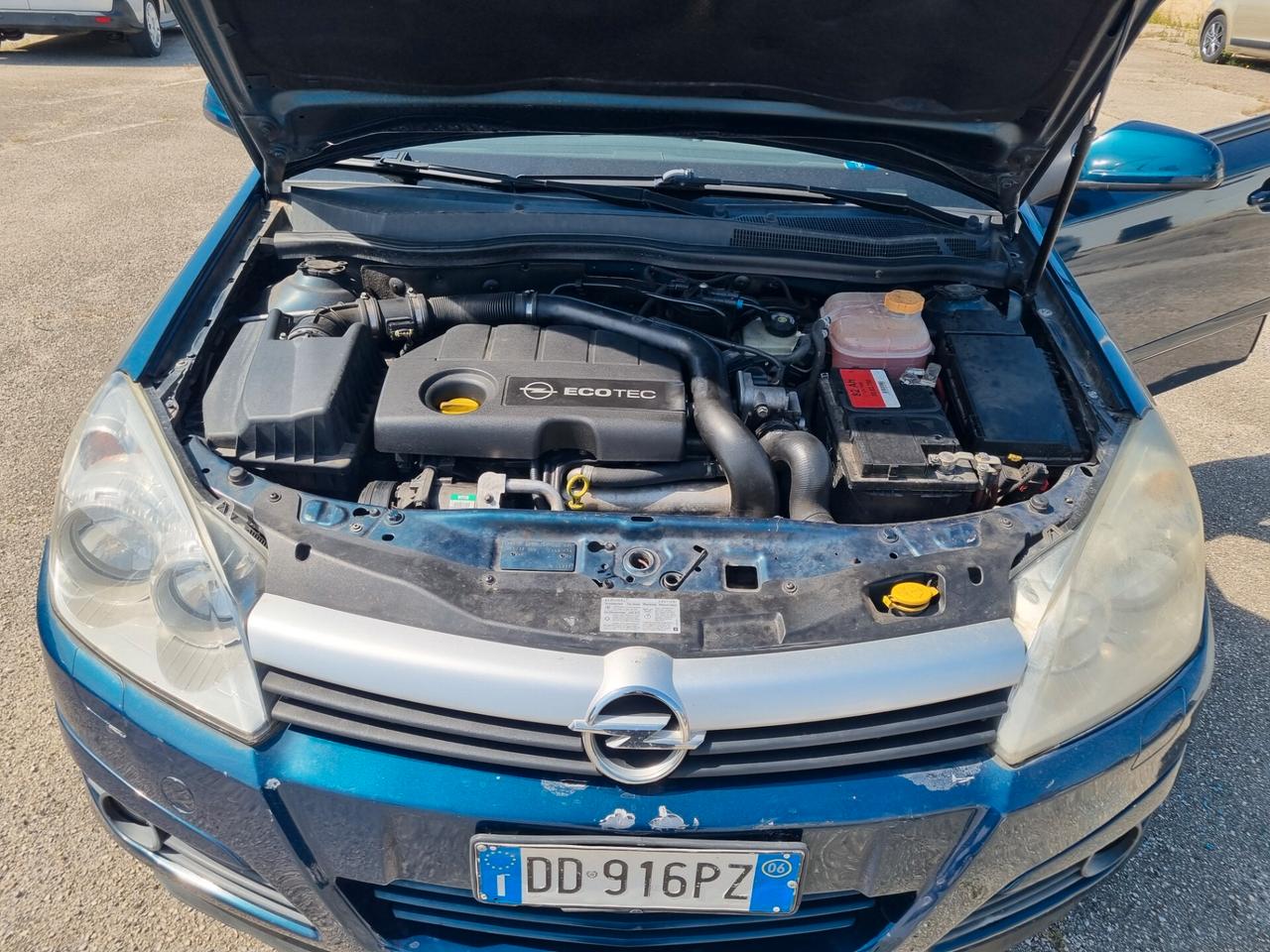 Opel Astra 1.7 CDTI 101CV 5 porte Cosmo