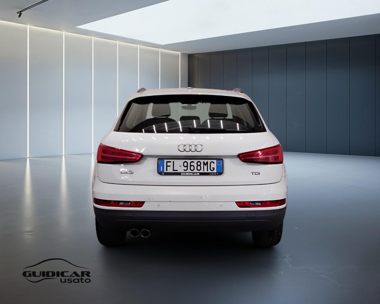 AUDI Q3 I 2015 - Q3 2.0 tdi Business 120cv s-tronic