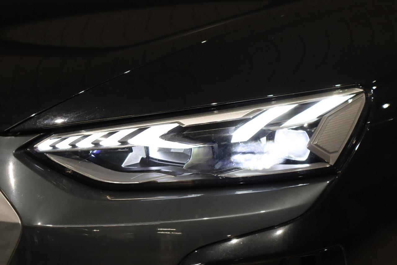 Audi E-tron GT QUATTRO 476CV 20" CAMERA PANORAMA LED